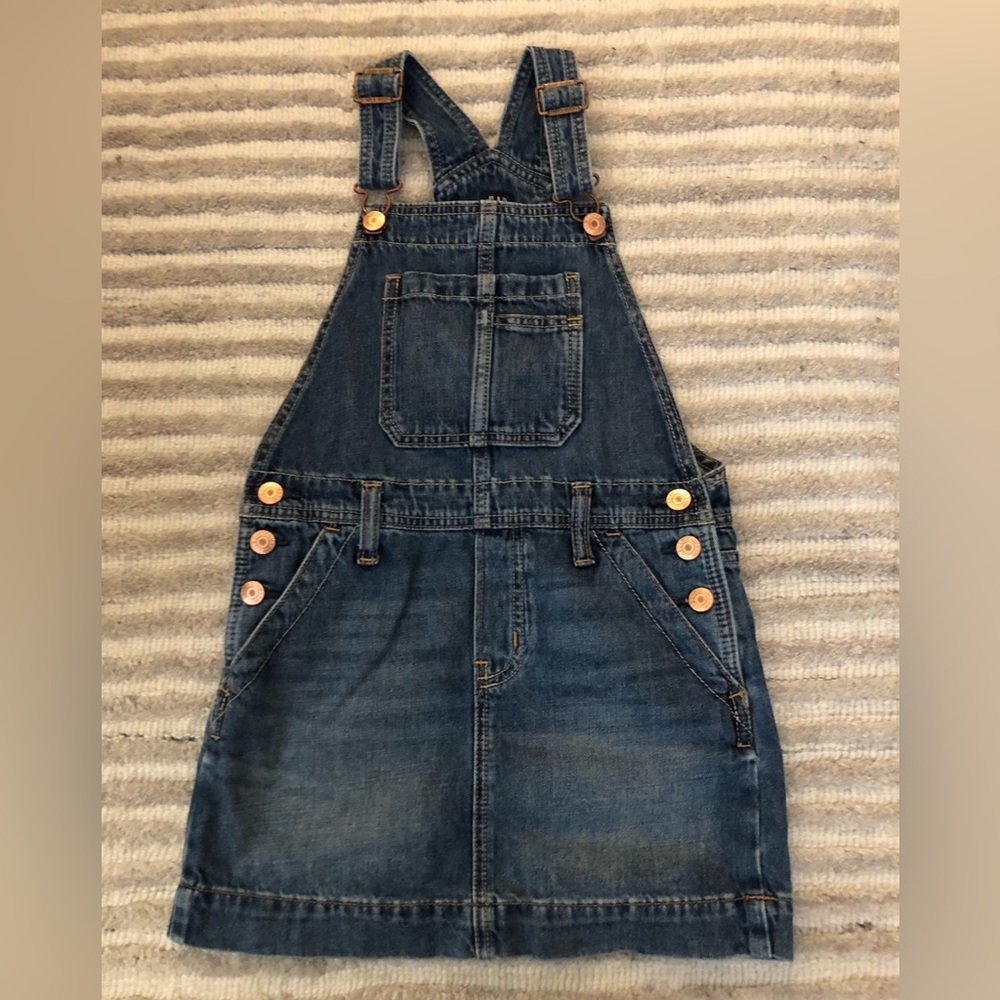 Gap kids girls denim jumper, size small, size 6/7